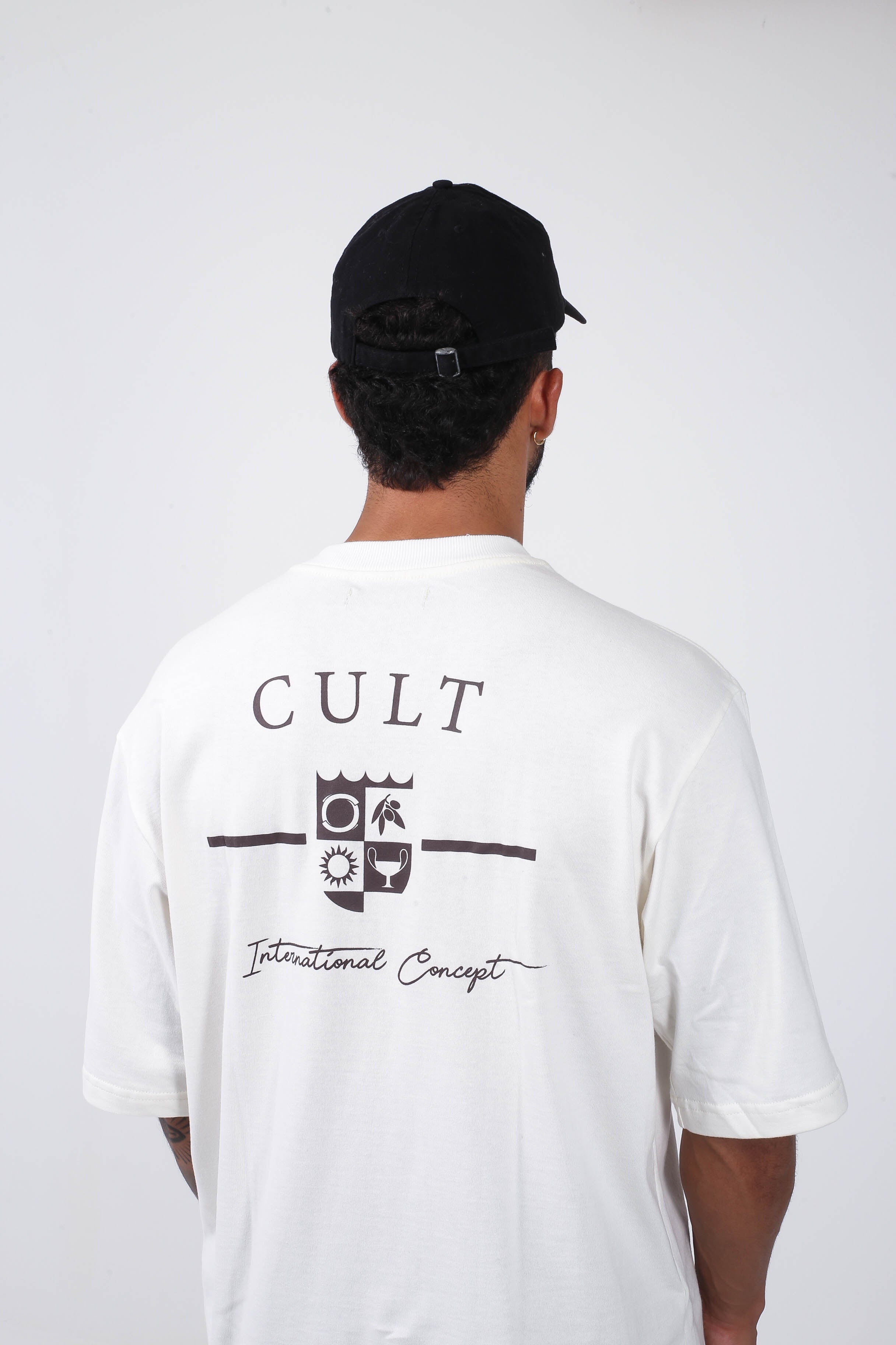 "INTERNATIONAL CONCEPT" TEE